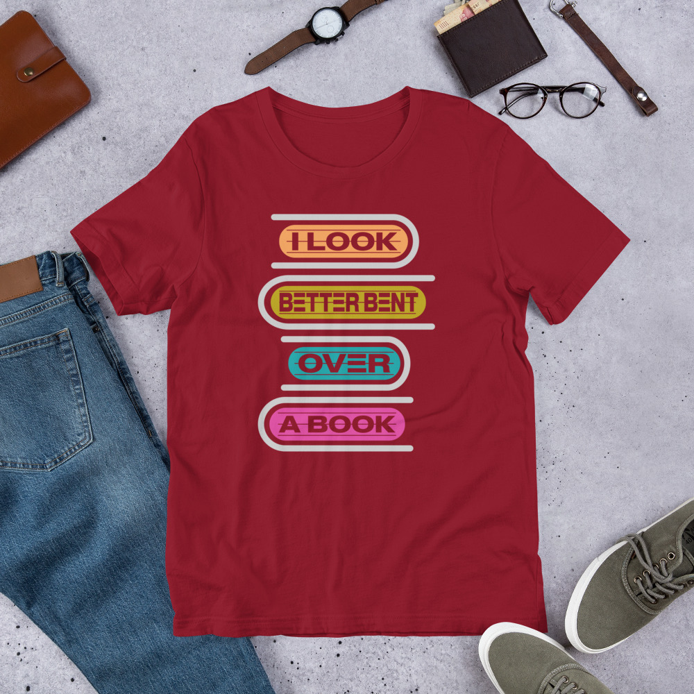 I Look Better Bent Over A Book T-shirt - الصورة 3